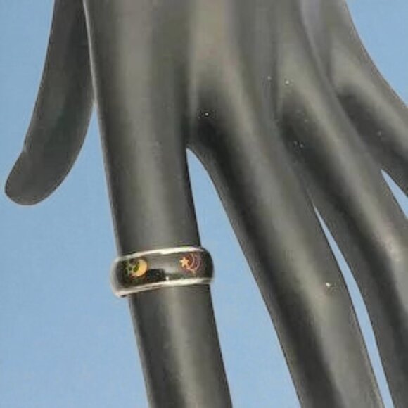 Vintage Enamel Mood Ring Band 1970 -Size 4 - Picture 1 of 5